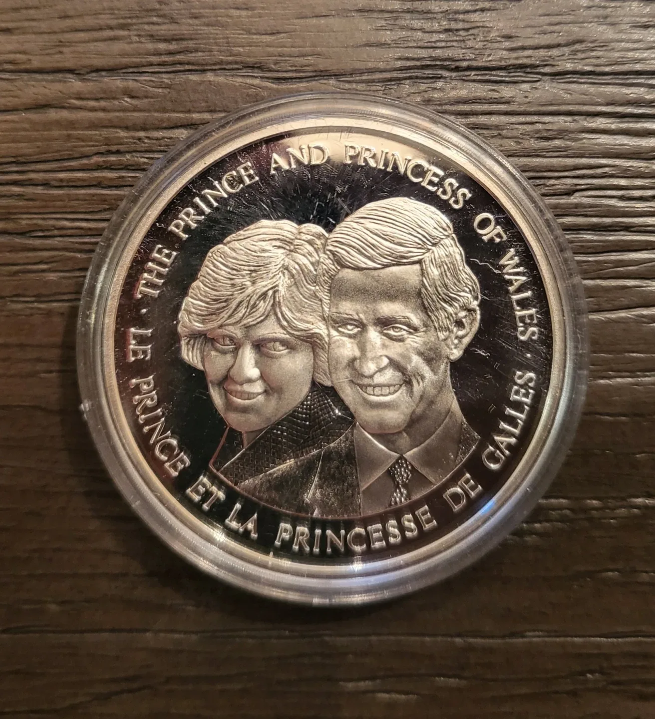 1983 Prince & Princess of Wales Commemorative Silver Coin image indicator(4)