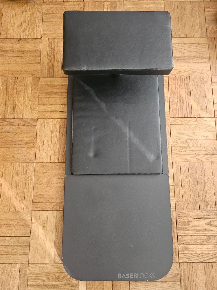 BASEBLOCKS Ab Bench image indicator(2)