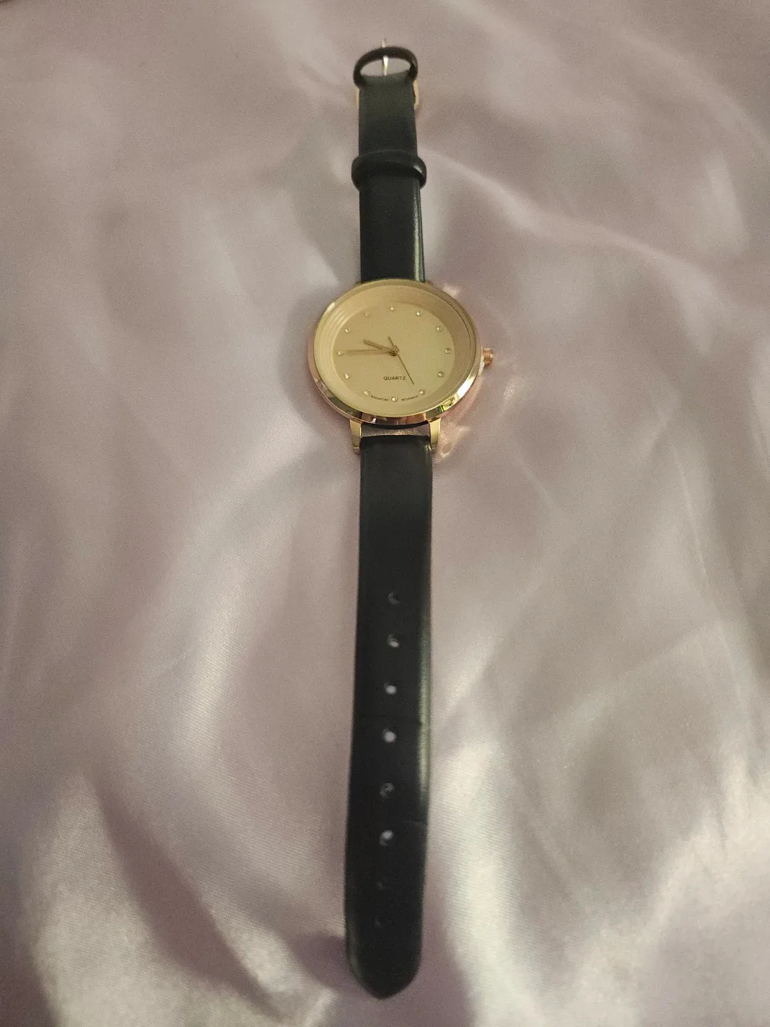 Quartz Watch - Black Leather Strap image indicator(2)