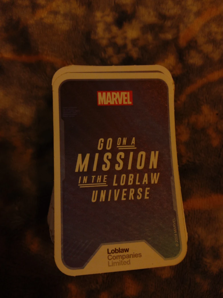 100+ marvel  go on a mission trading cards - photo 3