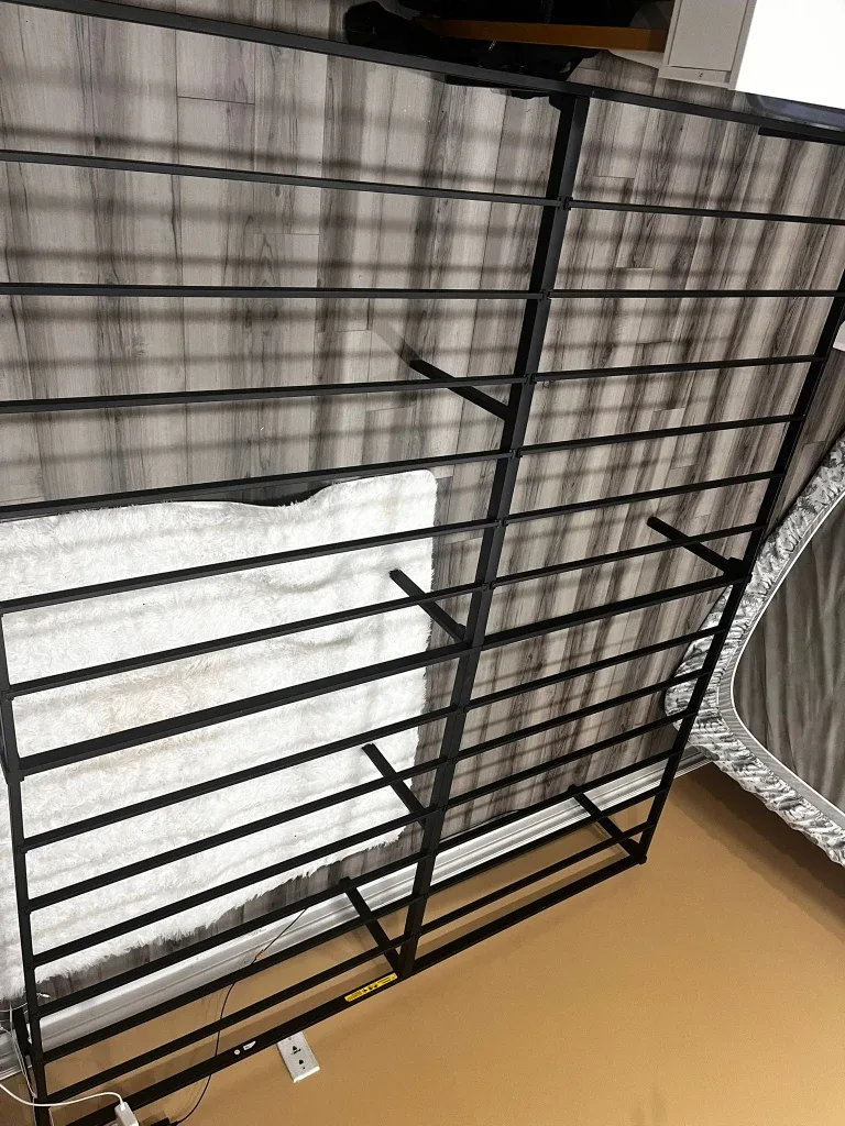 King Size Metal Bed Frame - Black image indicator(2)