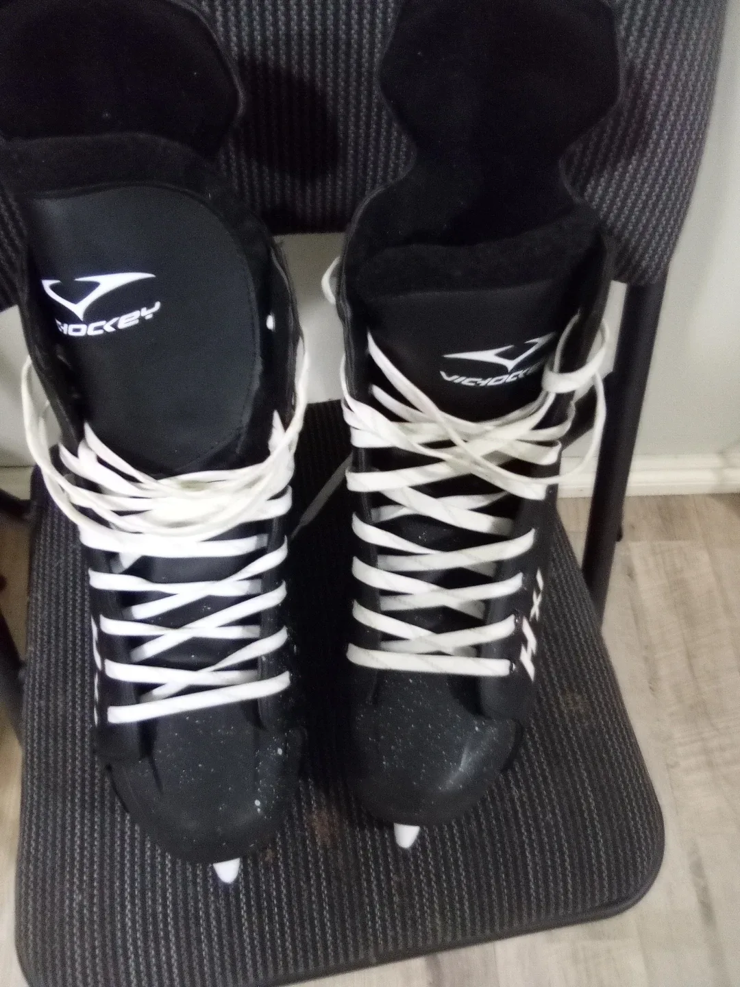 V хоккей HXI Ice Skates image indicator(2)