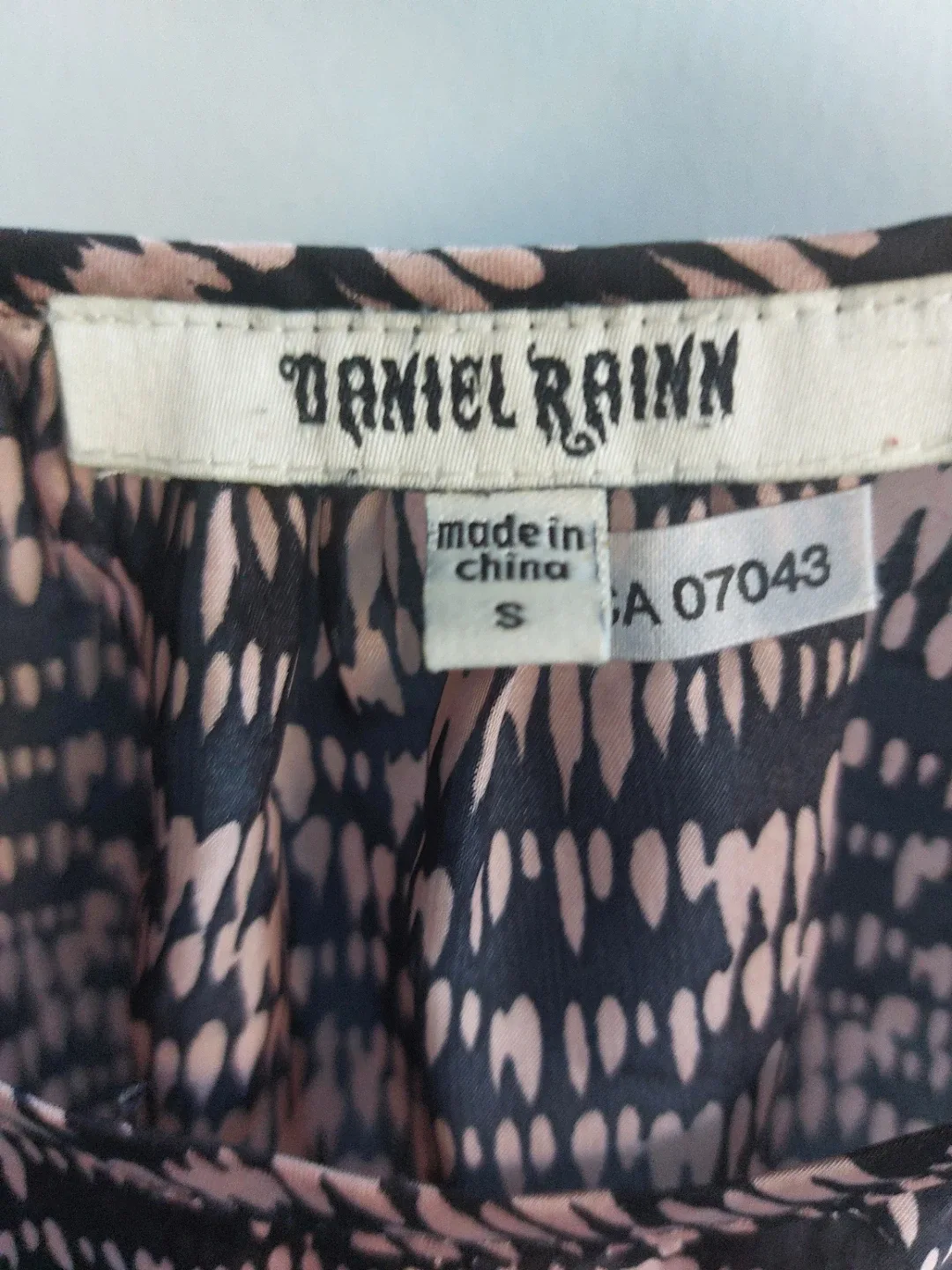 Daniel Rainn Blouse - Size Small/medium image indicator(3)