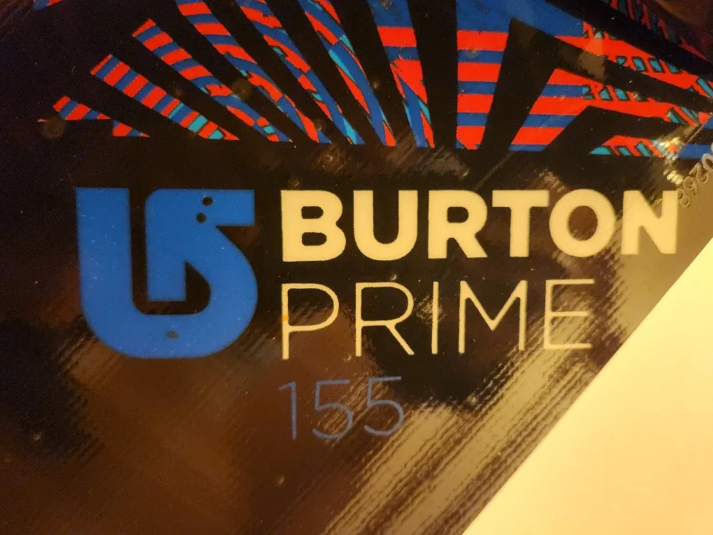 Burton Prime 155 Snowboard, with K2 Bindings, & K2 Raider Boots image indicator(5)