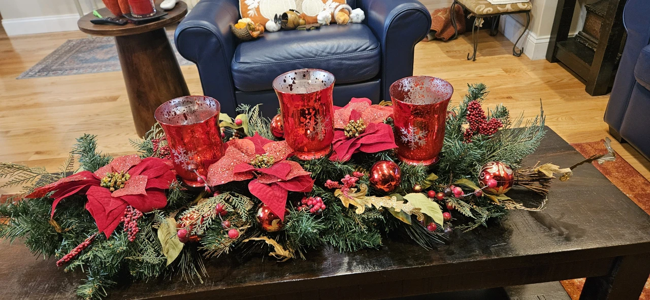 Christmas centerpiece - photo 3