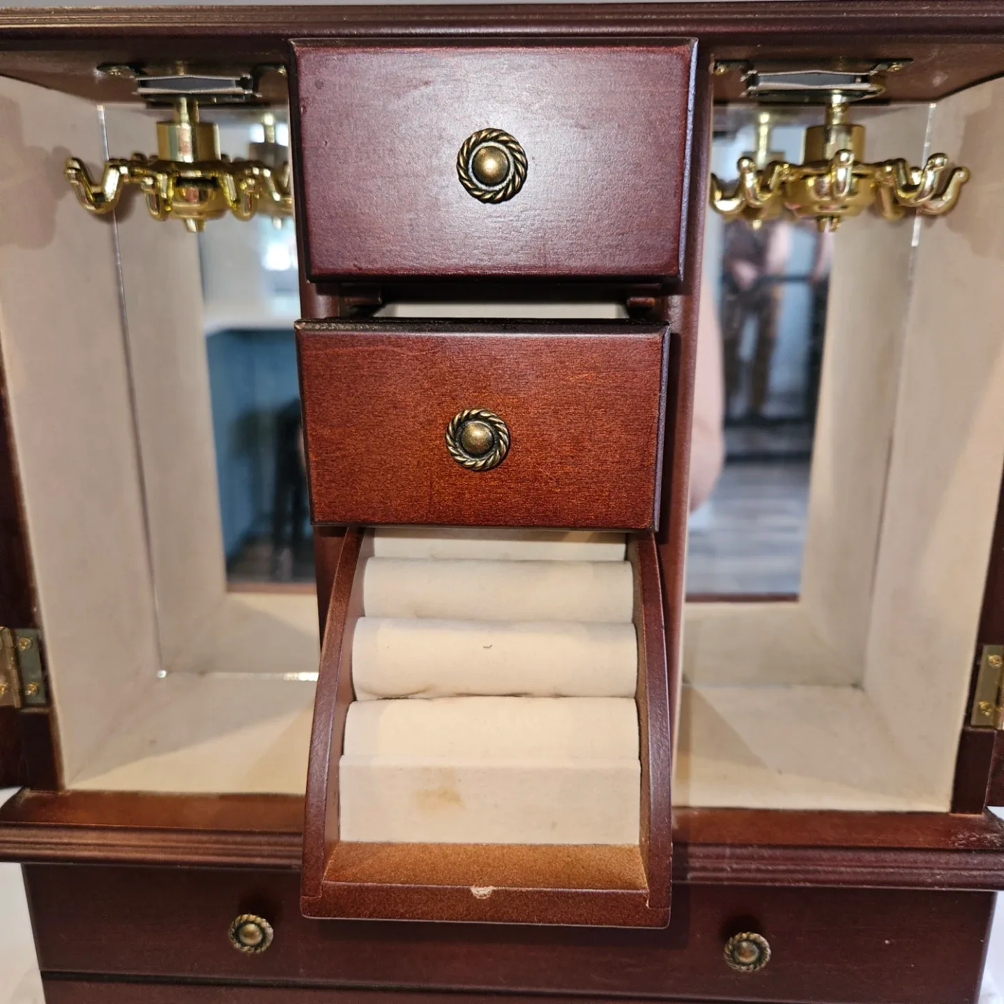 Wooden Jewellery Box with Drawers image indicator(4)
