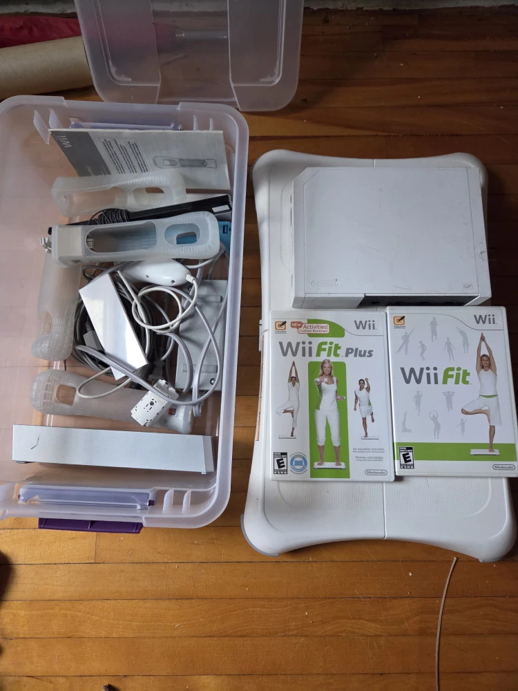Nintendo Wii Bundle - Console, Games, Accessories