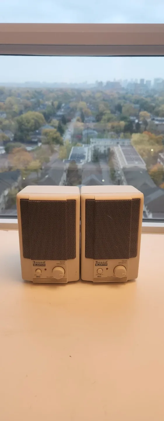 Sound Blaster Speakers thumbnail