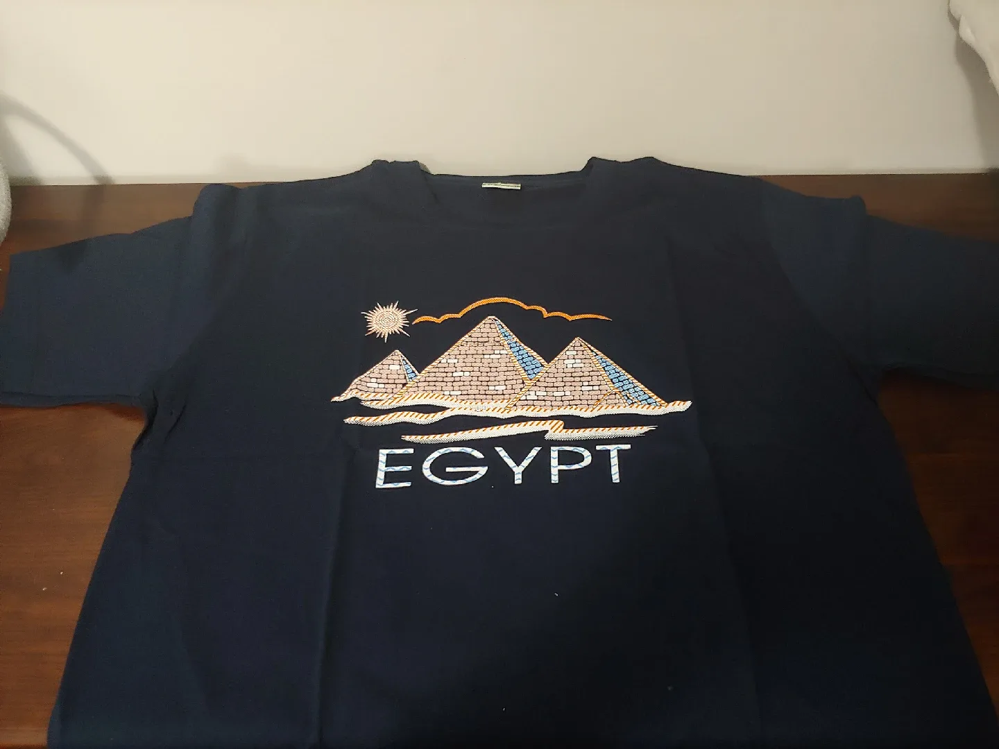 New Egypt T-Shirt - Size L image indicator(2)