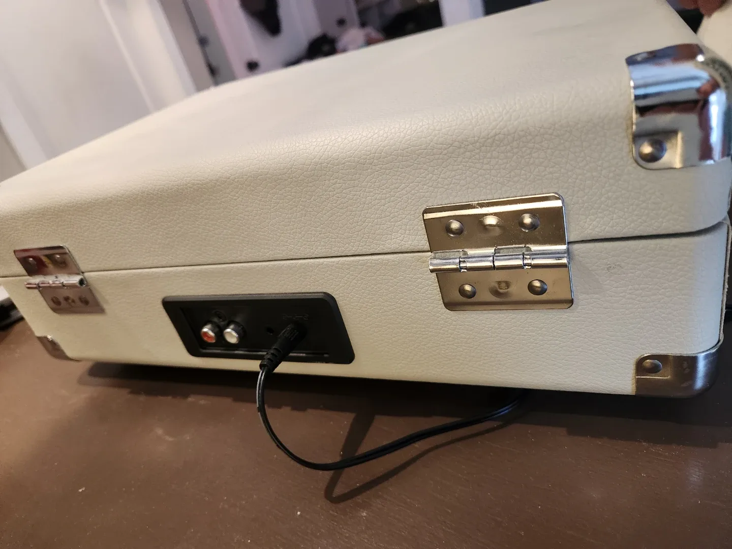 Crosley: Cruiser Plus Vintage Vinyl Turntable image indicator(4)