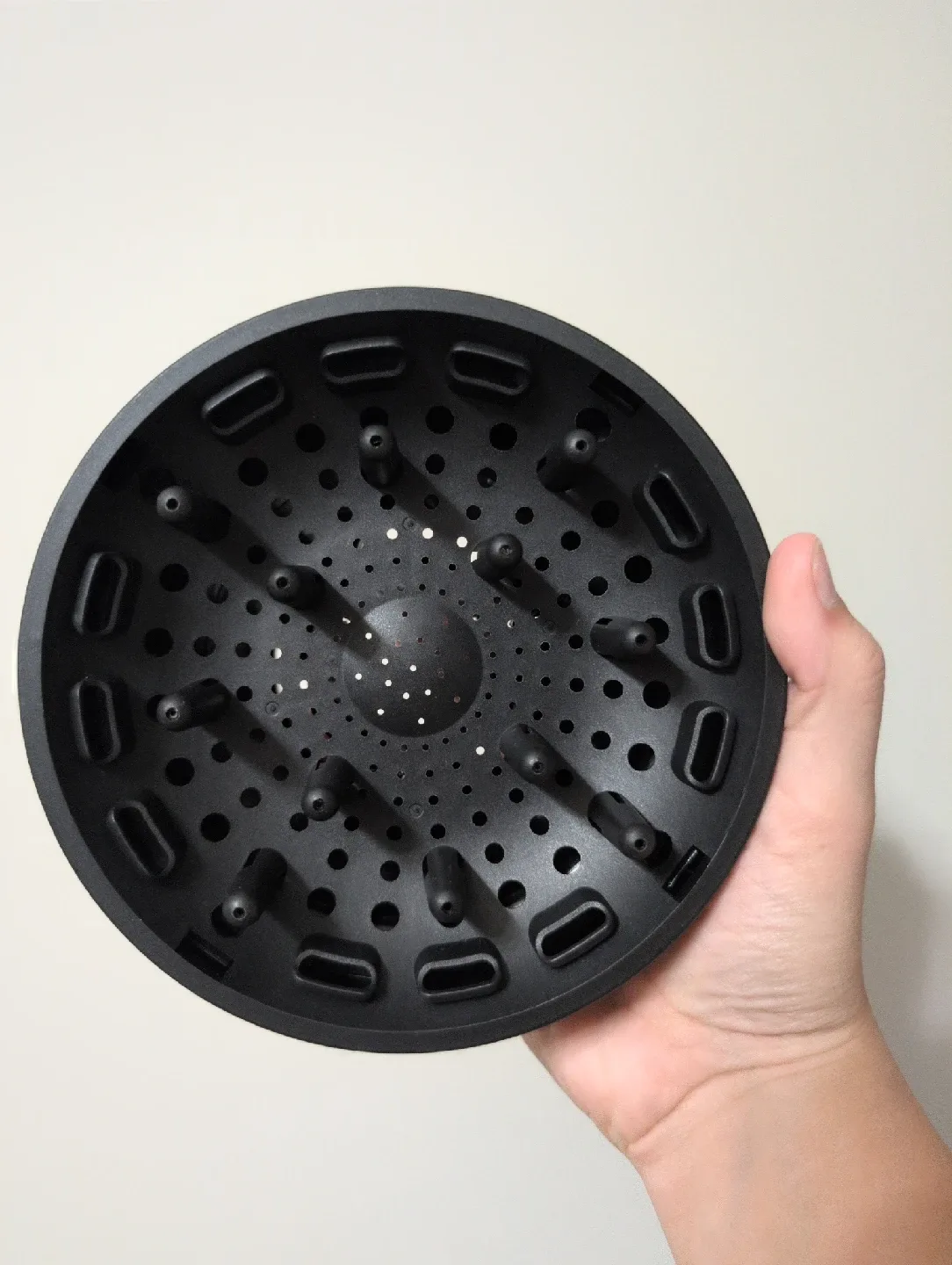 Onon Ligolig R8 Hair Dryer Diffuser - Like New! image indicator(3)