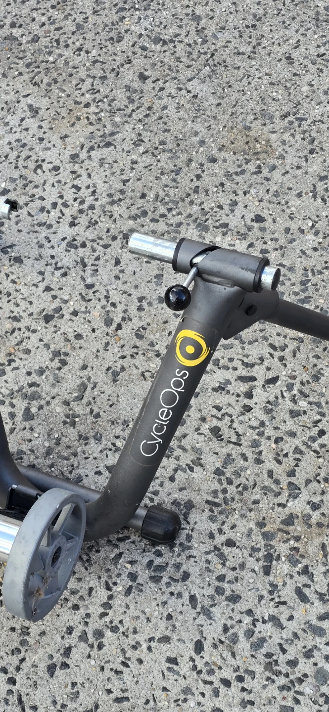 Cycleops Fluid 2 Indoor Bike Trainer - Fluid2