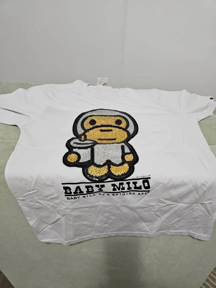 Baby Milo White T-Shirt Size Large