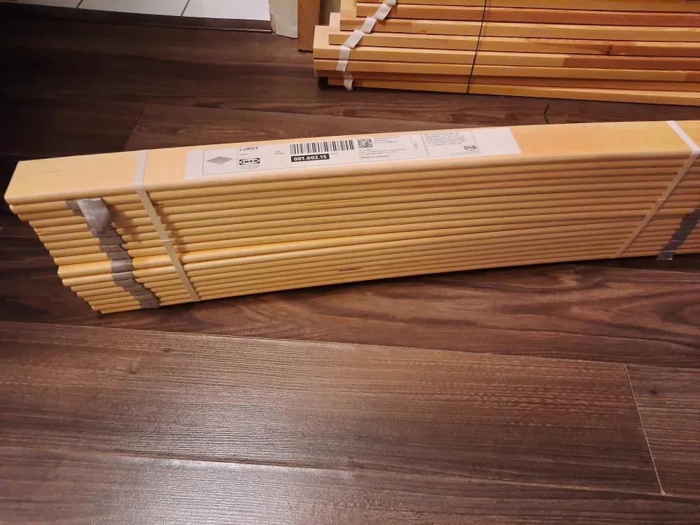 $15 IKEA LURÖY Slatted bed base, Queen 1/2 image indicator(2)