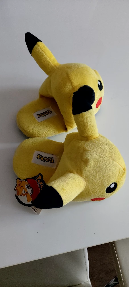 Pokémon Pikachu Slippers - New with Tags! - photo 2