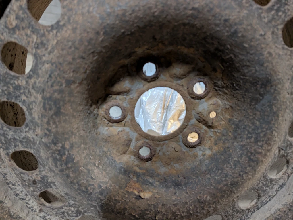 Yokohama 235/45R17 94T Studless Tire - photo 4