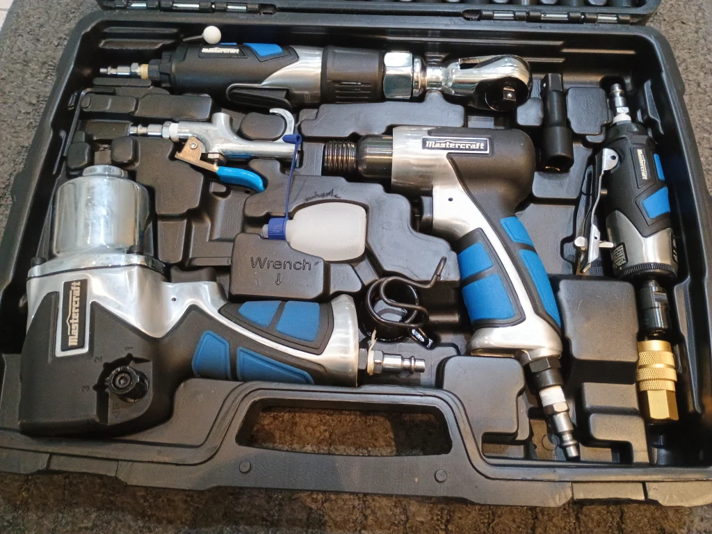 Mastercraft Air Tool Combo Kit w/ Accessories - photo 4