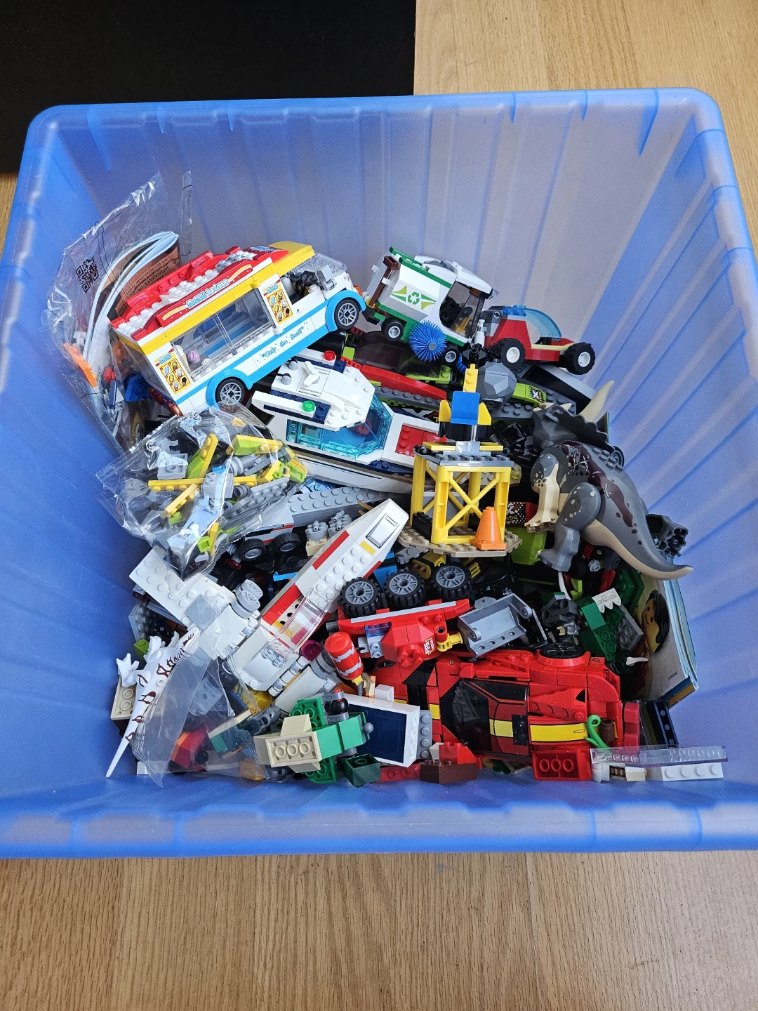 Mixed LEGO Sets - Creator, City, Jurassic World & More