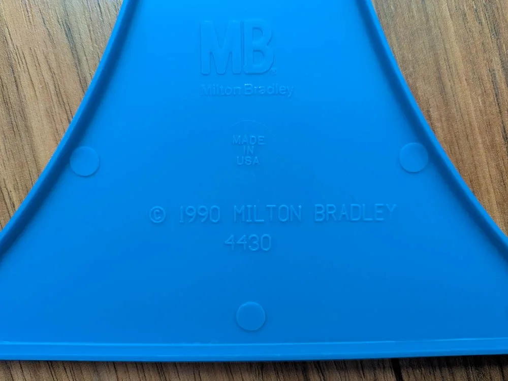 Vintage "Connect Four" - 100% COMPLETE, EXCELLENT CONDITION image indicator(3)