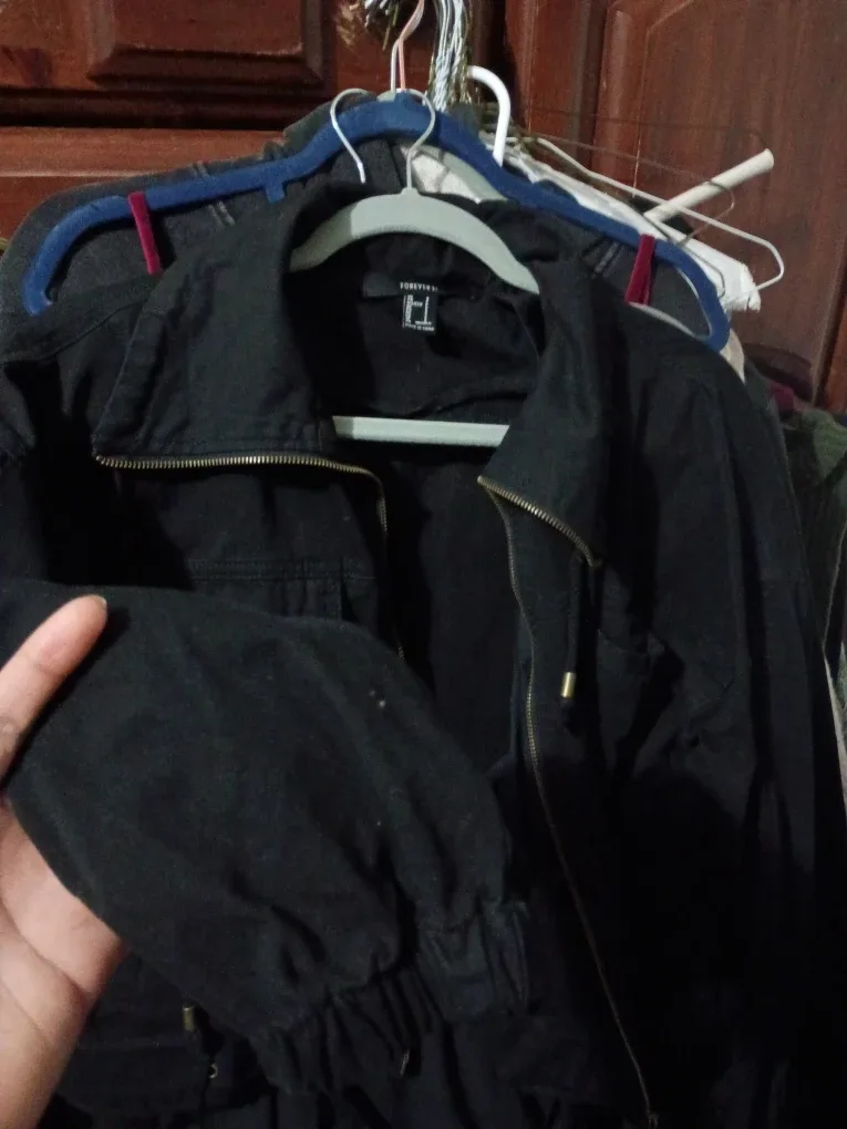 🥦 Black Bomber Jacket image indicator(2)