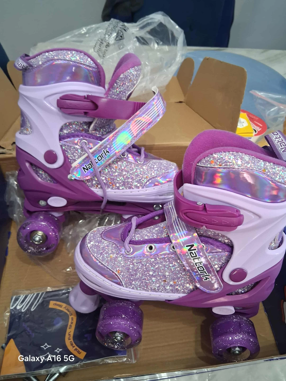 Nattork Purple Glitter Roller Skates - photo 5