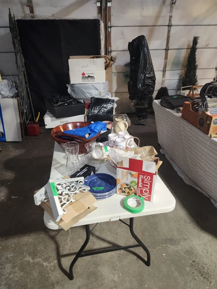 Garage sale image indicator(7)