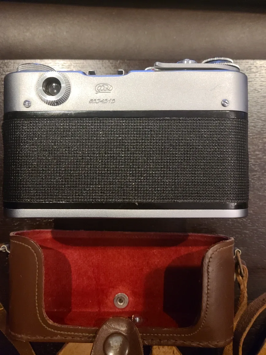 FED 3 Vintage 35mm Film Camera image indicator(2)