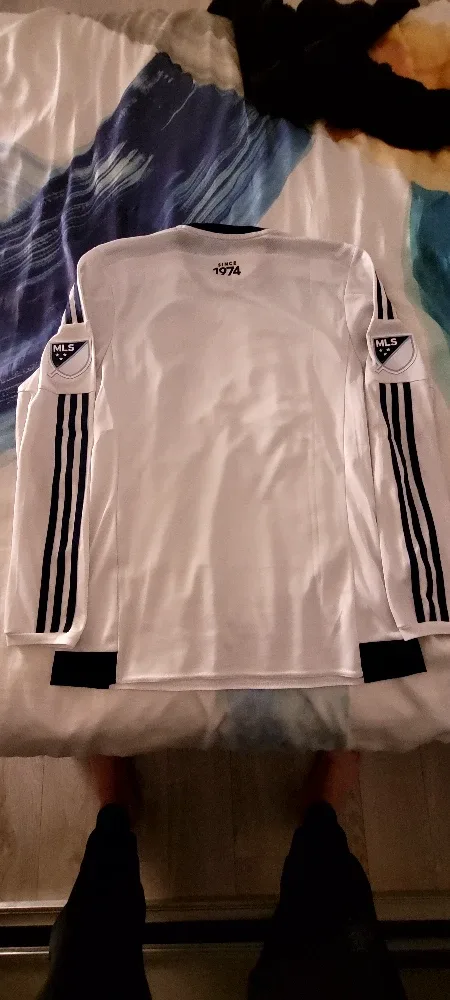 Vancouver Whitecaps Jersey - 2015 long-sleeve - Men's M image indicator(2)