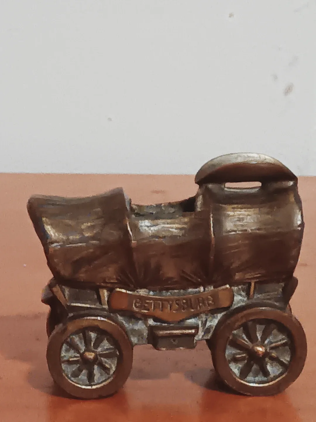 Vintage Ronson Crown Table Lighter & Gettysburg Wagon image indicator(2)