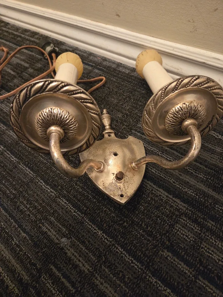 Vintage Brass Candle Wall Sconce image indicator(5)