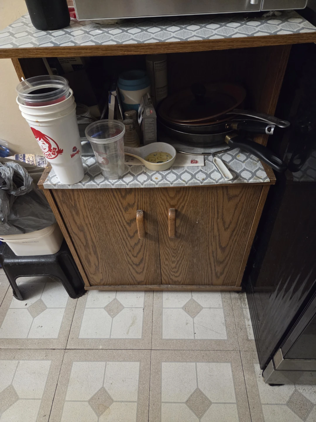 Used kitchen cabinet