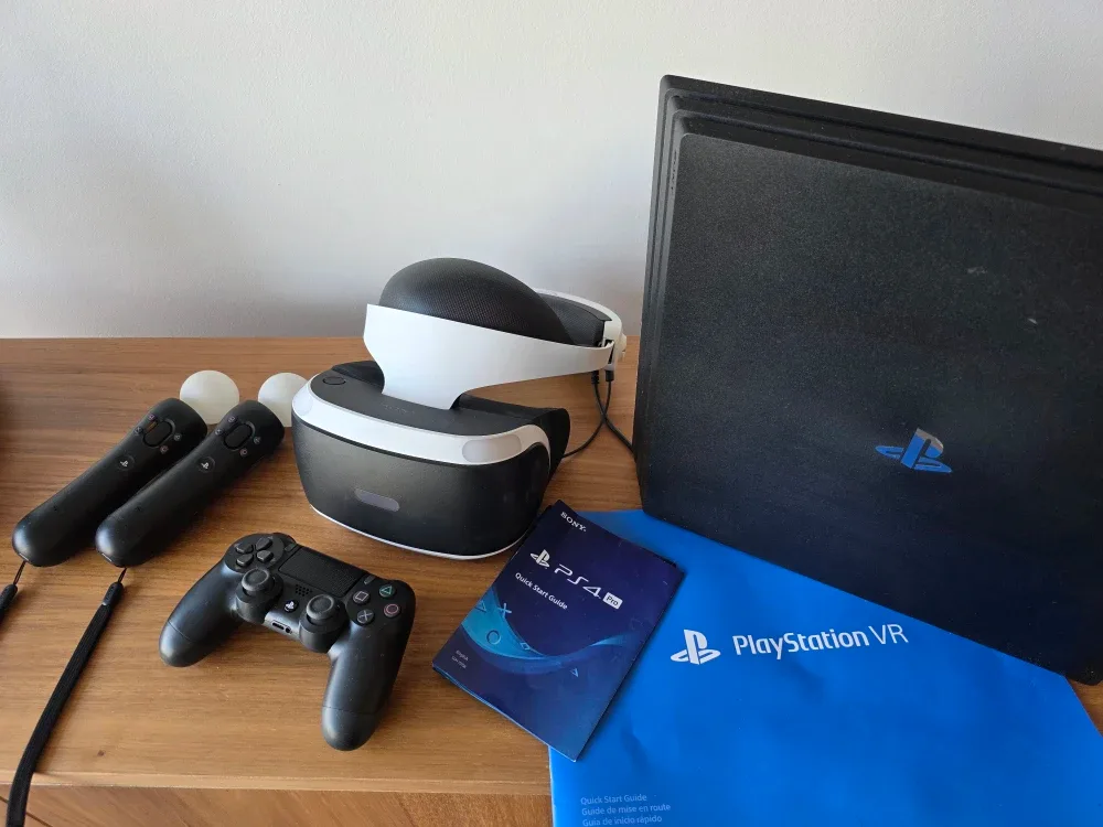 PlayStation 4 Pro+VR Headset Bundle