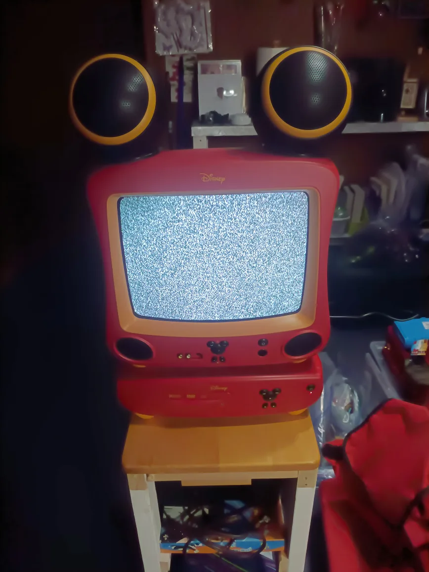 mickey mouse crt tv and dvdplayer no remote