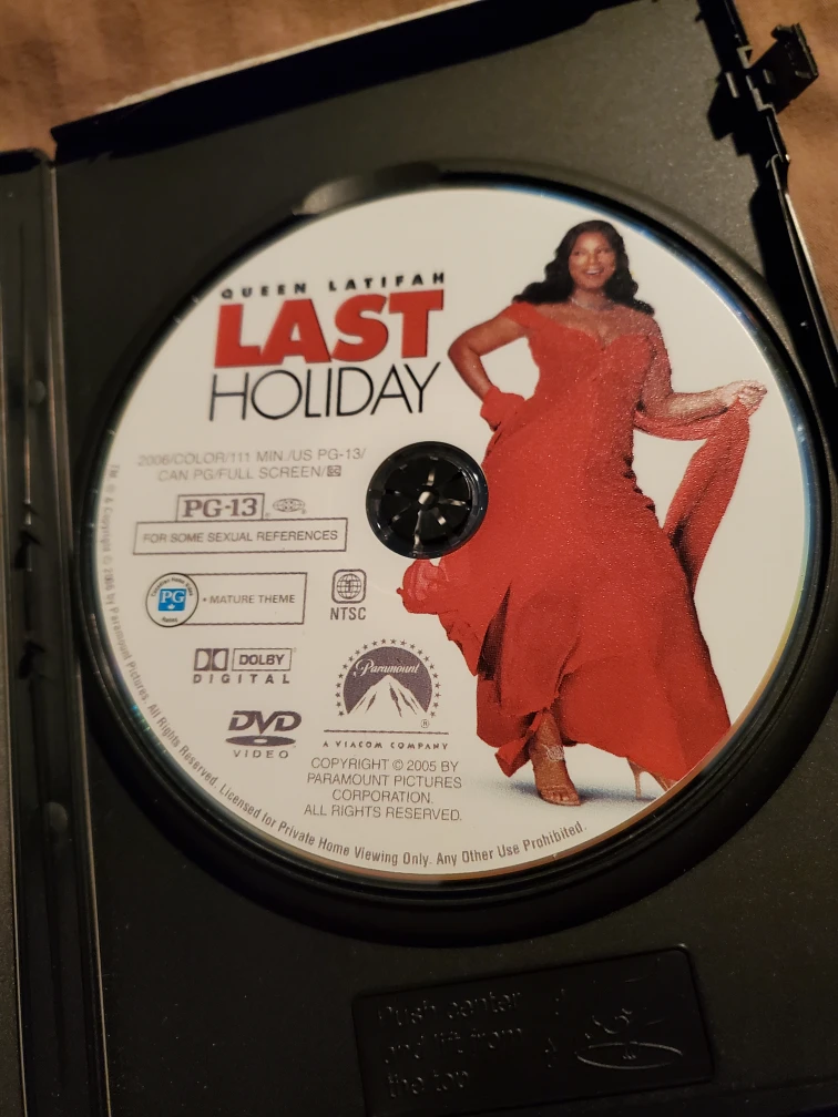 Last Holiday DVD (Staring Queen Latifah & LL Cool J) - photo 3