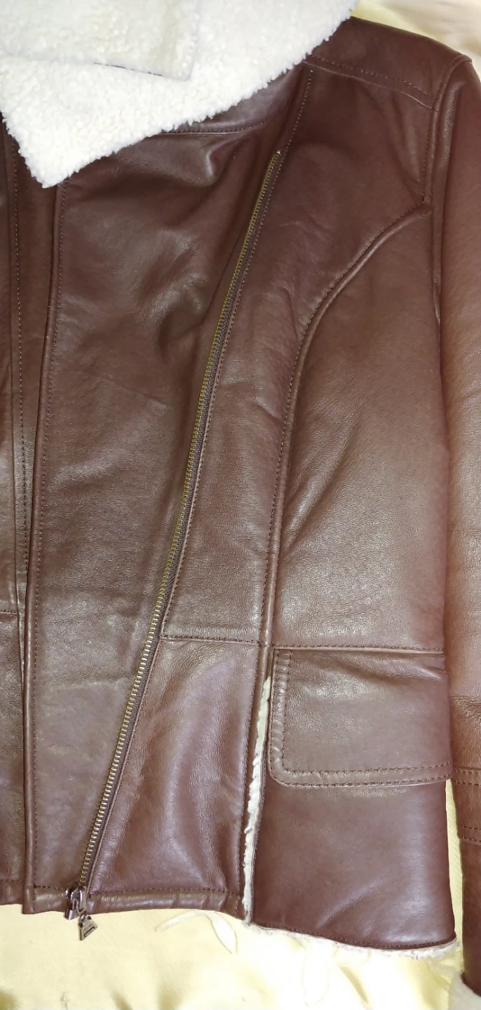 Danier Genuine Leather Brown Jacket - photo 4