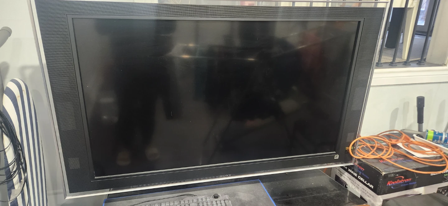 Sony Bravia LCD TV 50-55inch with table - Free - photo 4
