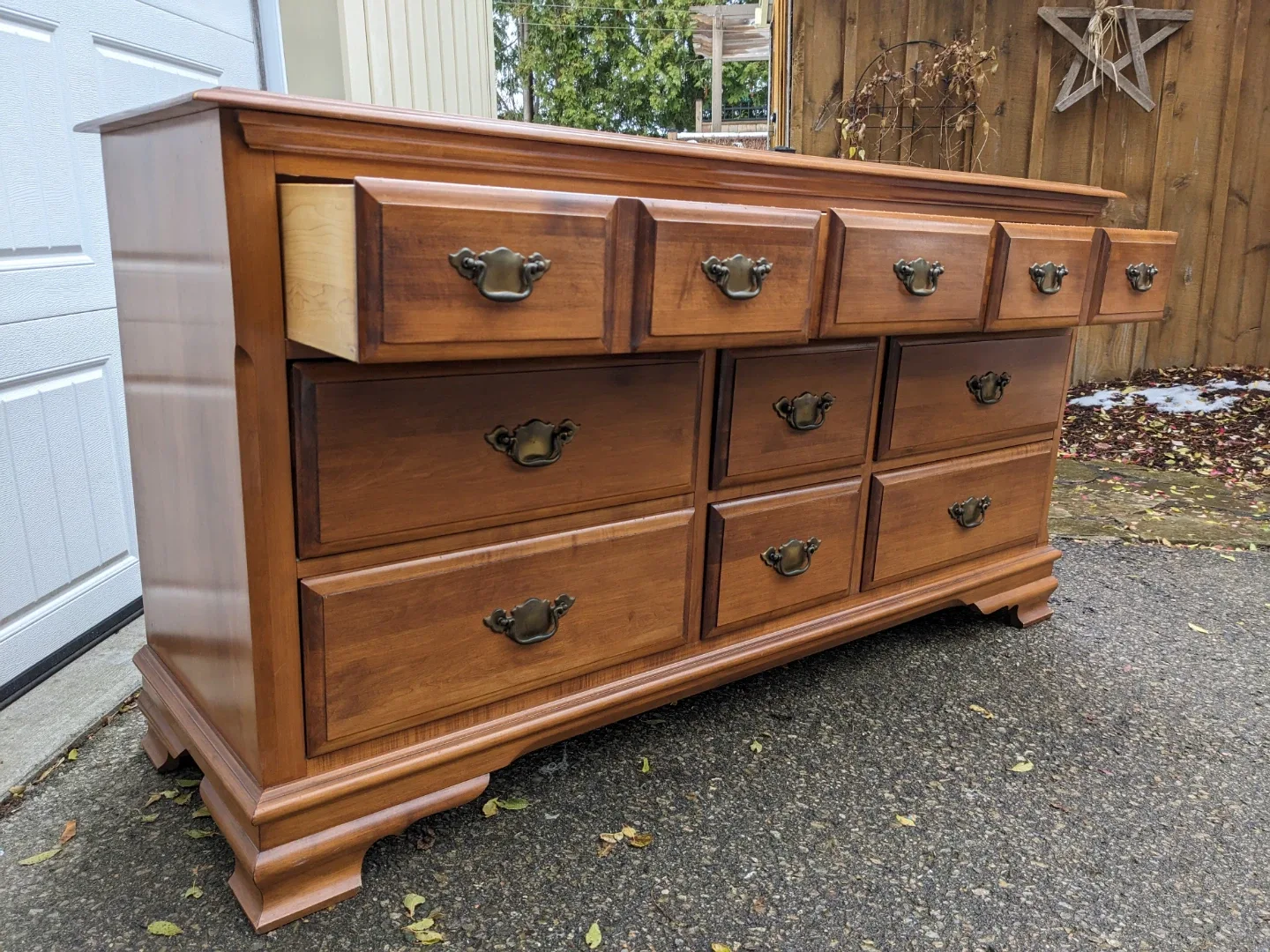 Vilas 9 Drawer Triple Dresser in Solid Maple image indicator(9)