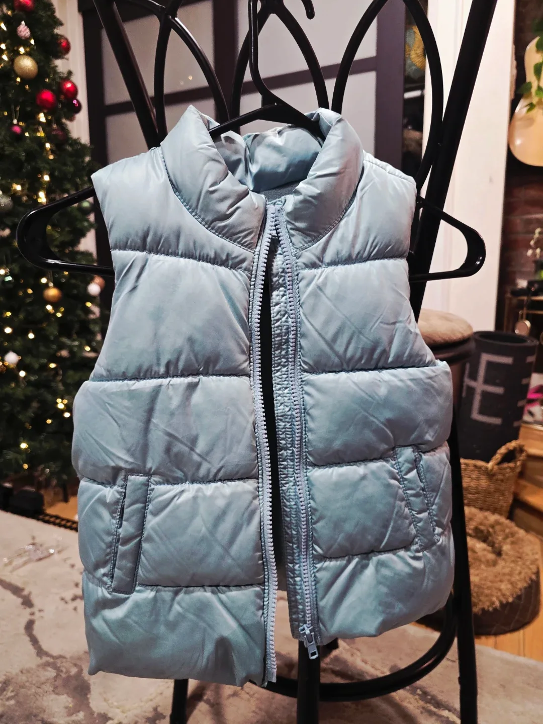 Girl's Light Teal Puffer Vest (Size 5T/5A) thumbnail