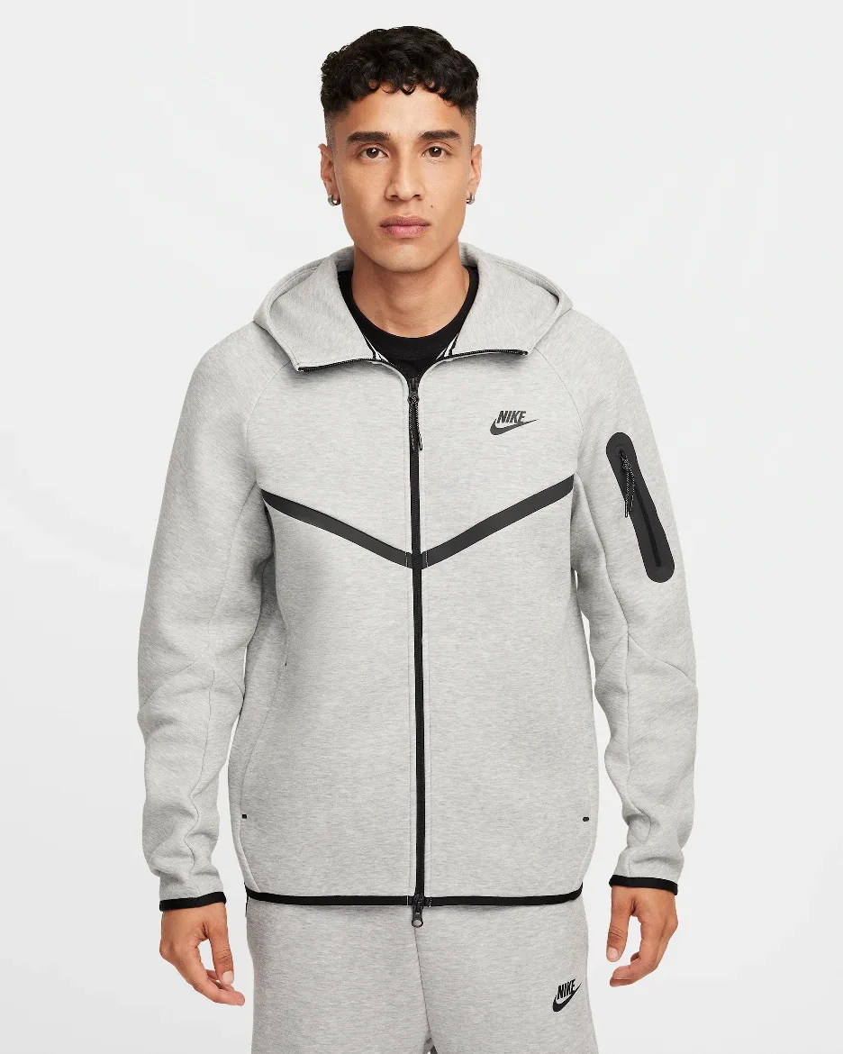 Nike Tech Fleece Hoodie image indicator(4)