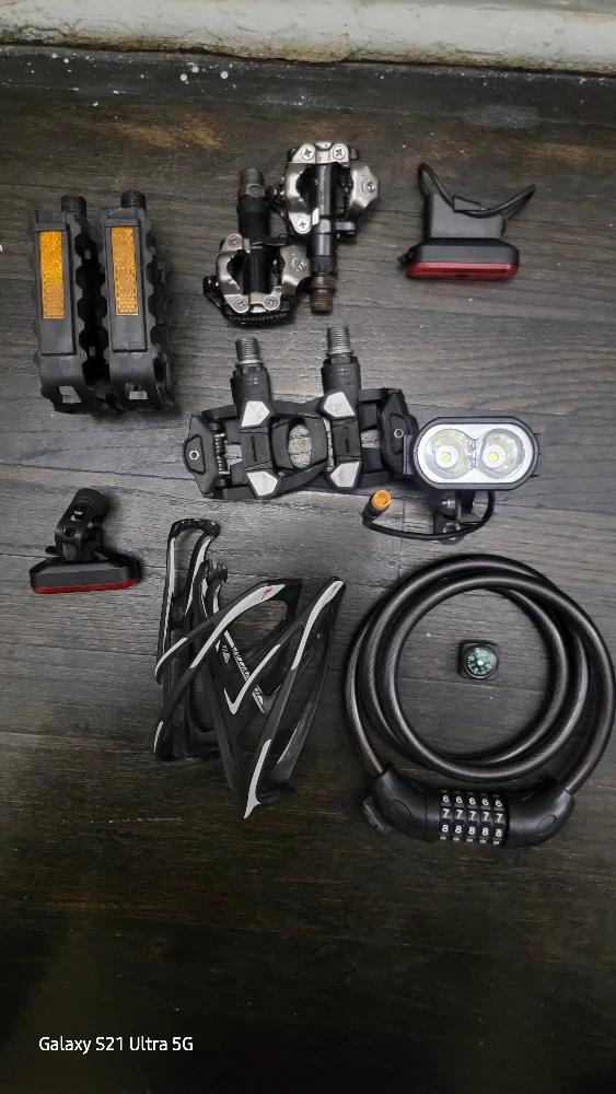 Bike Accessories - Pedals, Lights, Lock, Bottle Cage - photo 2