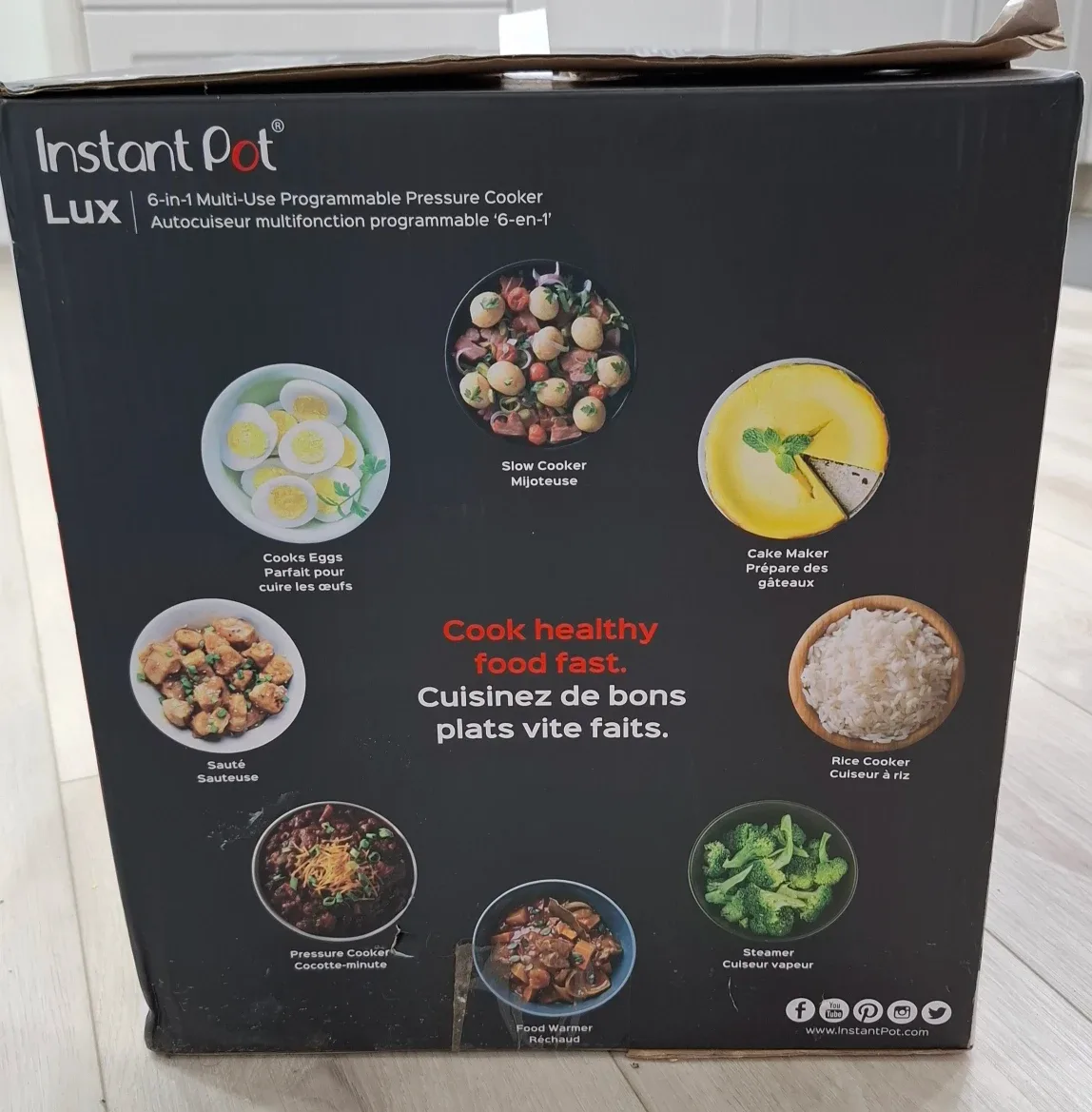 Instant Pot Lux 6-in-1 Multi-Use Pressure Cooker - 6 Quart image indicator(2)