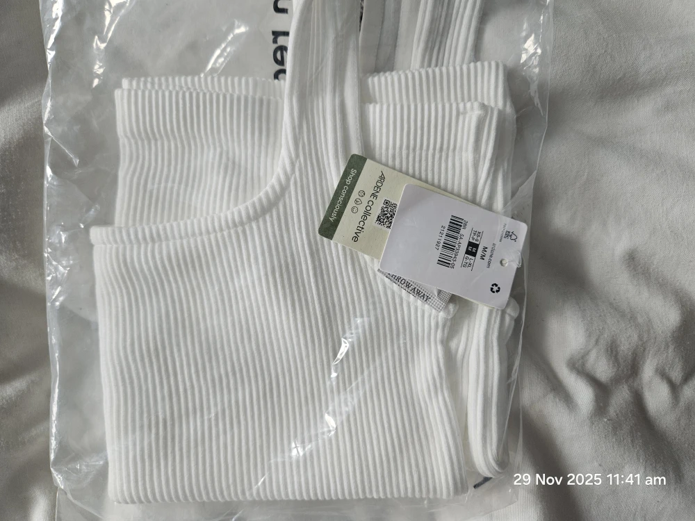 3 New Ardene Collective Tops (Size S, M) - photo 4