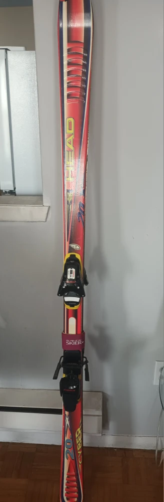 Head Cyber 20x Skis