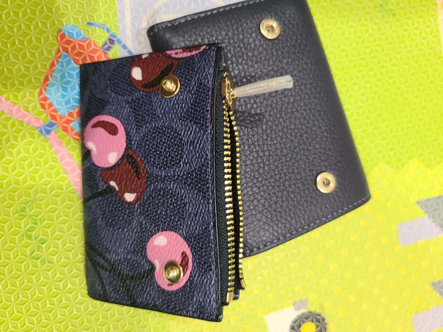 Coach Wallet & Card Holder Set image indicator(3)