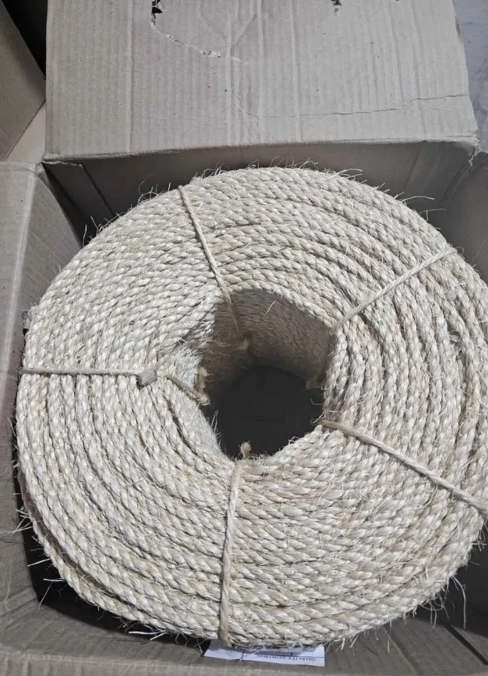 Sisal Rope 1/4 x 1500ft - Biodegradable Fibre image indicator(4)