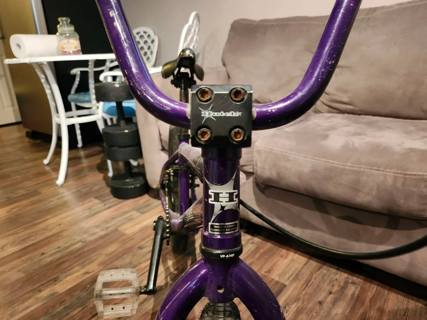 Haro Bikes Purple BMX Bike image indicator(3)