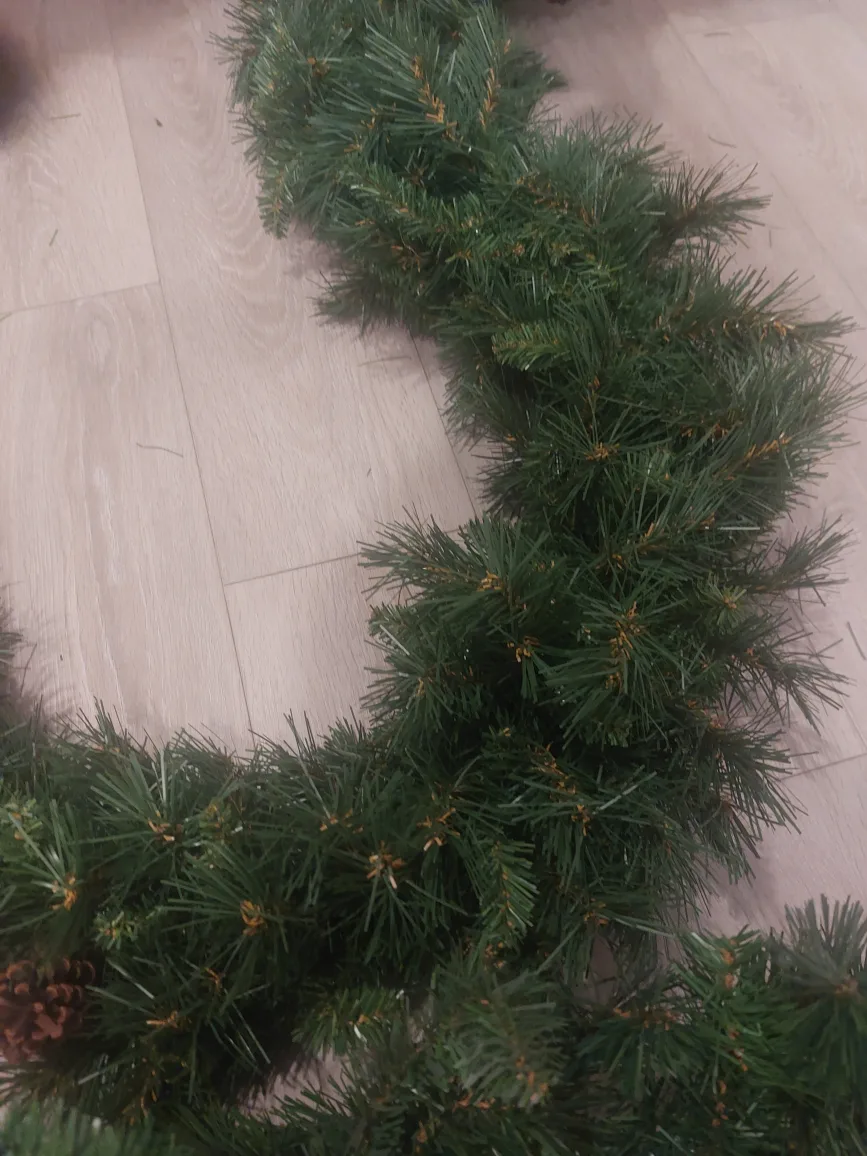 5 piece outdoor Christmas Garland image indicator(3)