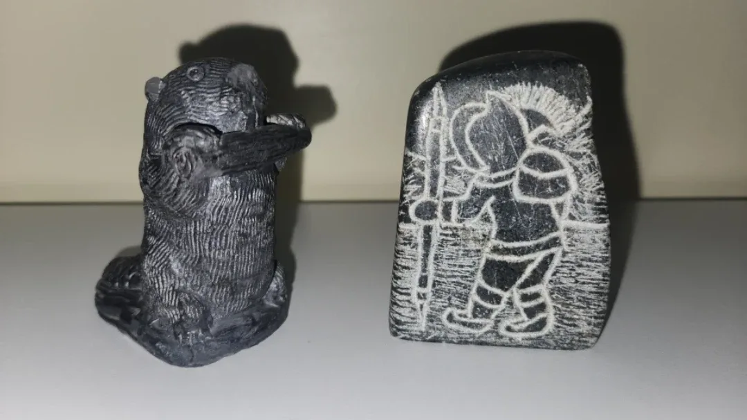 Hand carved wooden animals image indicator(8)