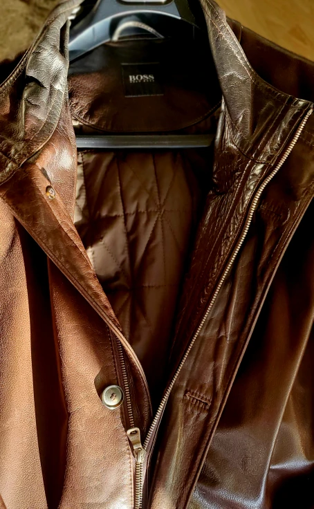 Hugo Boss Brown 3/4 Length Calfskin Jacket - photo 4