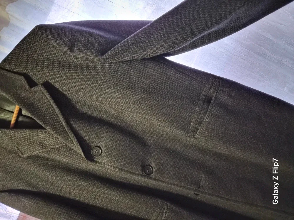 Midleton Irish Pure Worsted Wool Overcoat